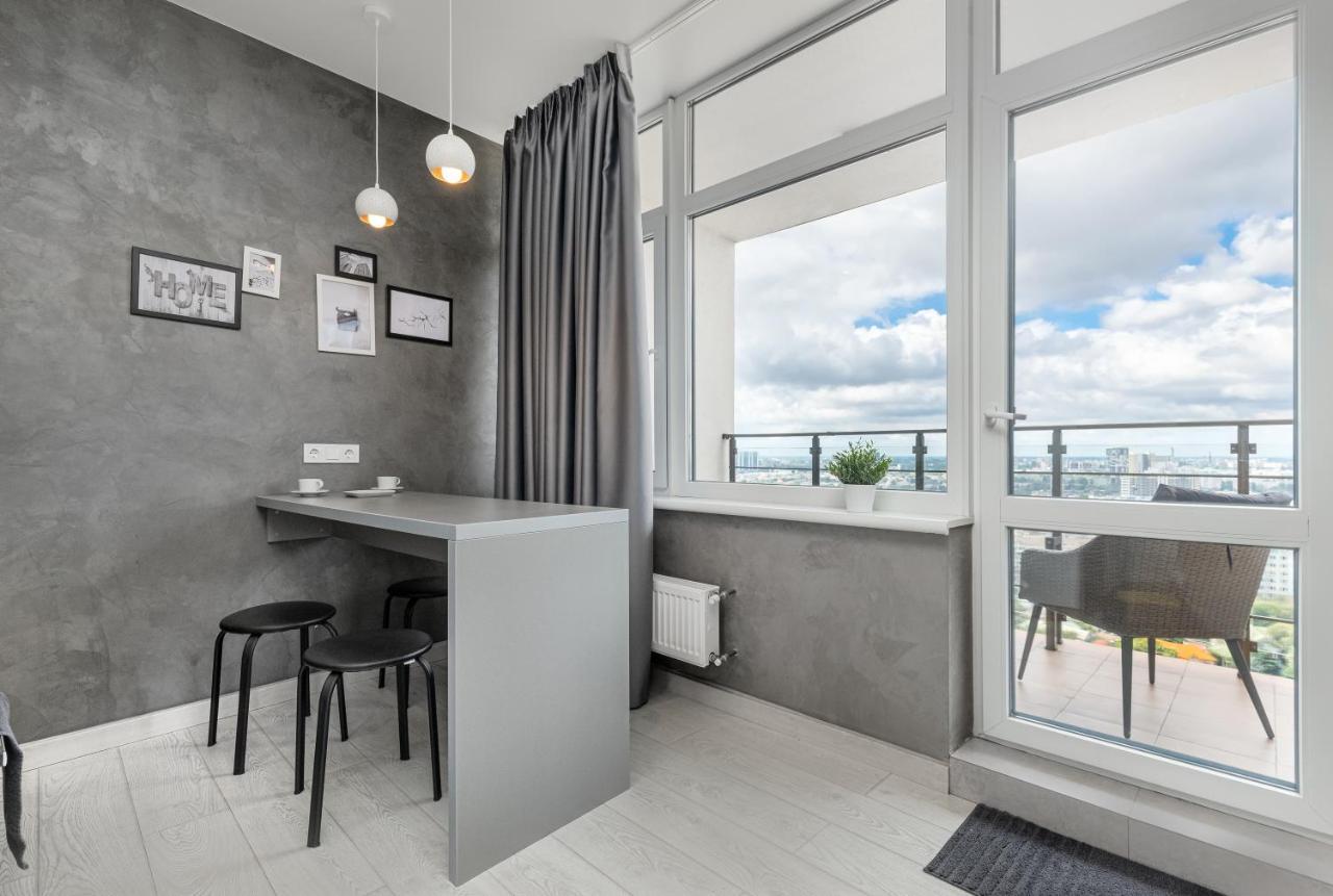 Razor Apartment With Terrace, Kamanina オデッサ エクステリア 写真