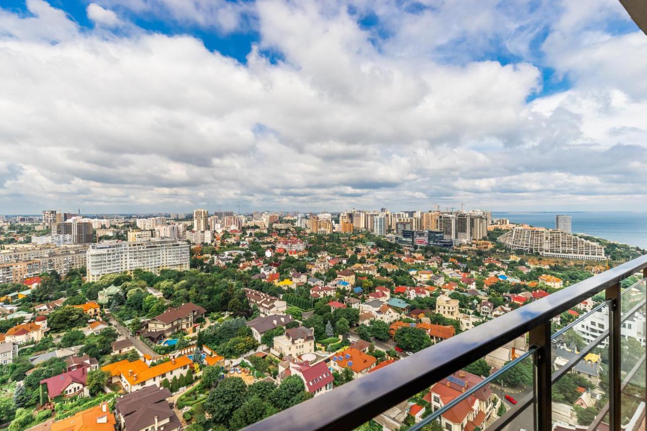 Razor Apartment With Terrace, Kamanina オデッサ エクステリア 写真